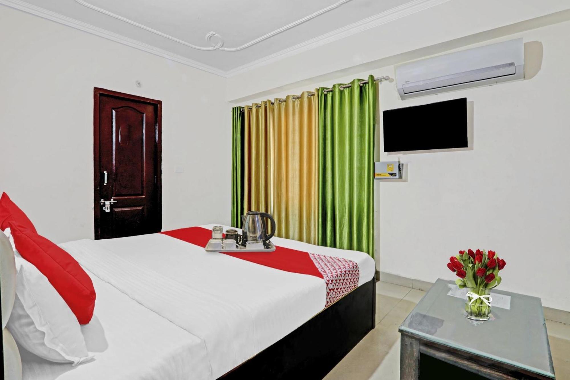 Hotel O J.D Palace Chinhat Εξωτερικό φωτογραφία