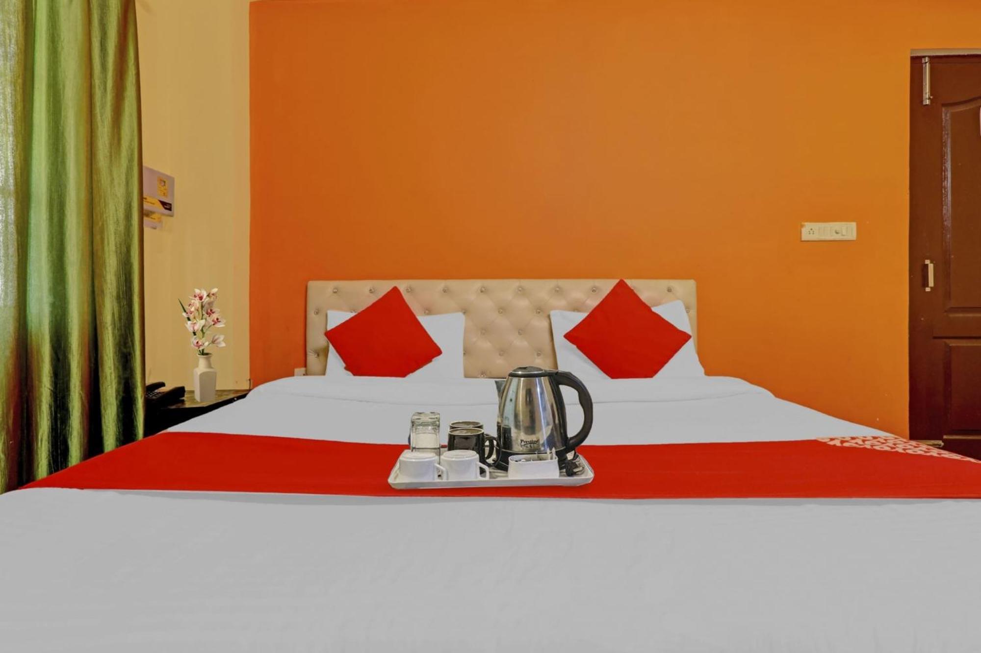 Hotel O J.D Palace Chinhat Εξωτερικό φωτογραφία