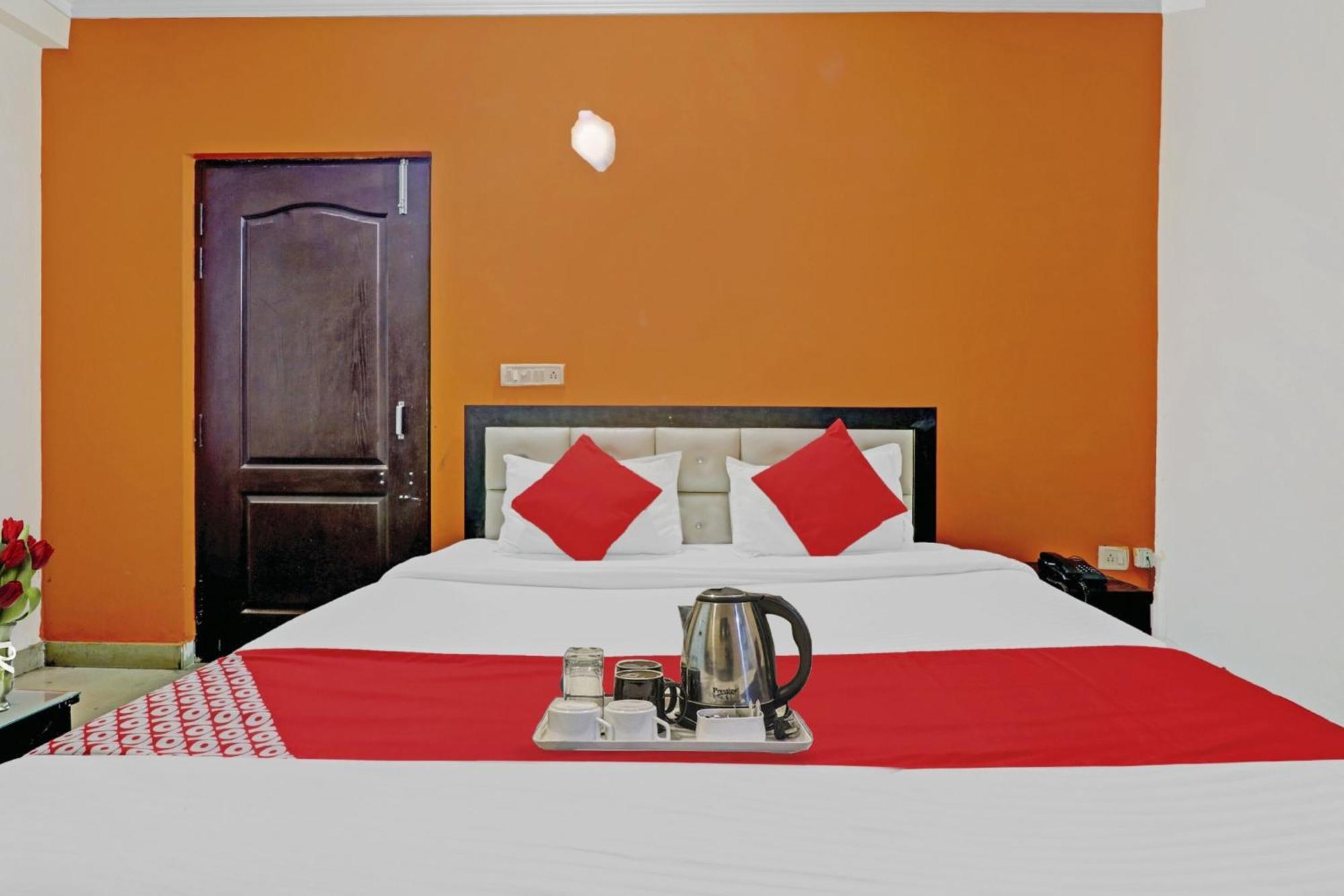 Hotel O J.D Palace Chinhat Εξωτερικό φωτογραφία