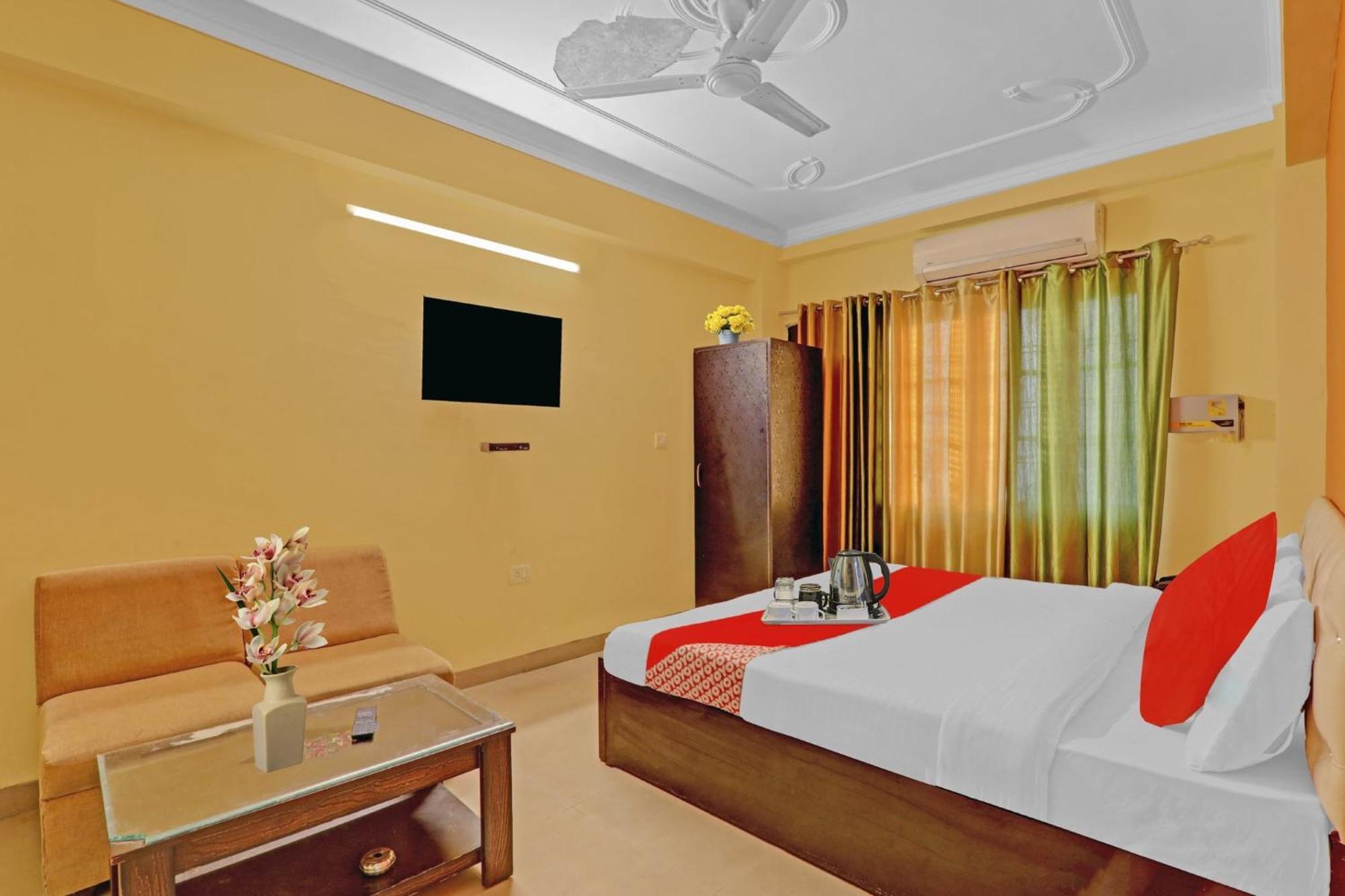 Hotel O J.D Palace Chinhat Εξωτερικό φωτογραφία